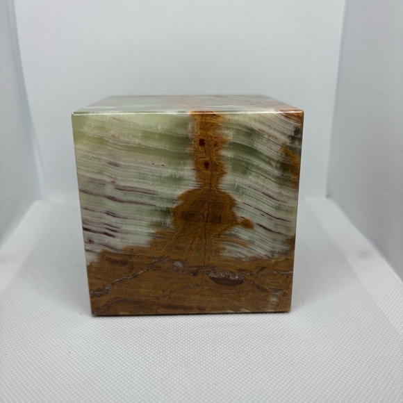 Made in Italy Polished Onyx Marble Cube Sculpture / Vintage Stone Decor - Picture 2 of 13